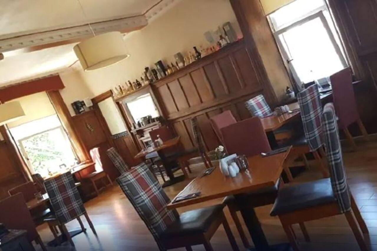 Oyo Gothenburg Hotel Dunfermline Buitenkant foto